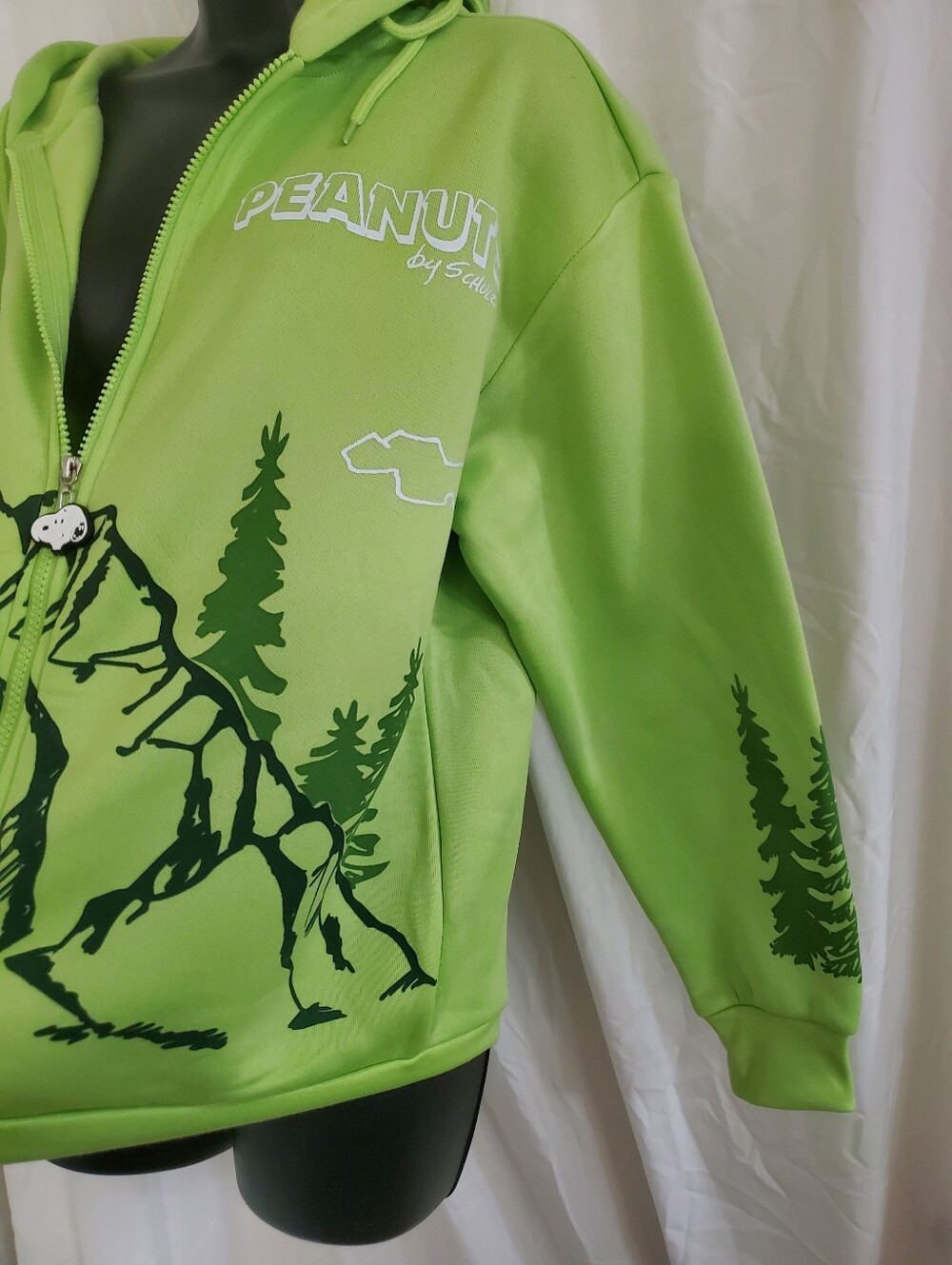Peanuts camping Snoopy & Woodstock  green hoodie with snoopy zip pull size L NEW - Picture 5 of 14